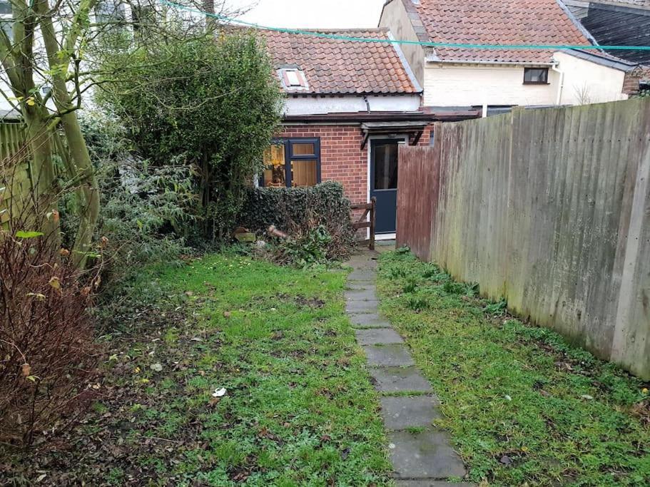Cosy Cottage Blundeston Extérieur photo